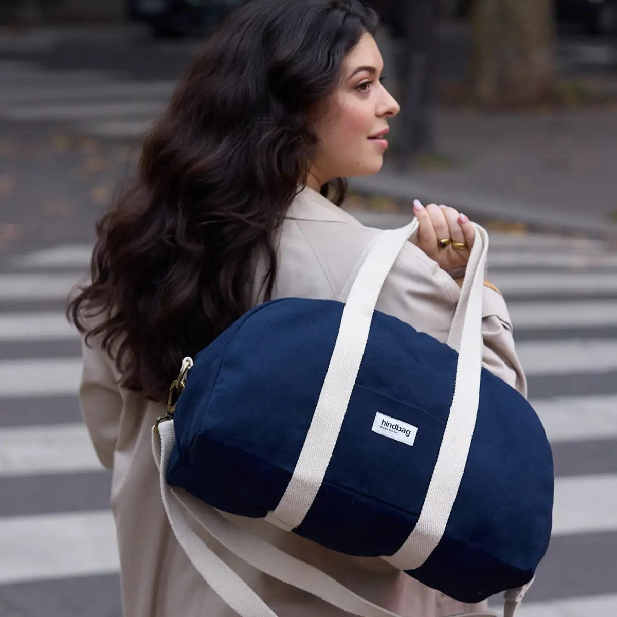 hindbag charlie - Innen mit 3 Fächern an der Seite - Tasche für Sport, das Wochenende oder sogar als Wickeltasche